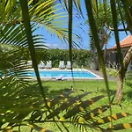 Guest house Quinta Dos Bravos 4*