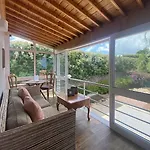 Guest house Quinta Dos Bravos Pico da Pedra
