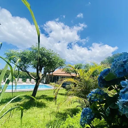 Guest house Quinta Dos Bravos Pico da Pedra